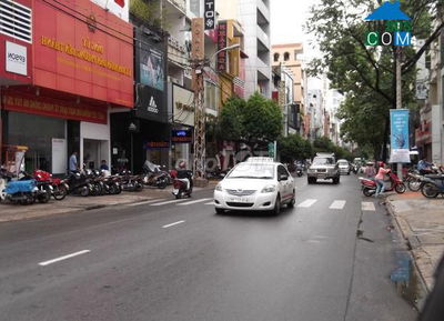 Cho thuê mặt tiền kinh doanh dt: ngang 6m đường nguyễn trãi p2, q5