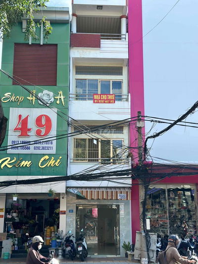 Cho thuê nhà mặt tiền Nguyễn Trãi - Trần Văn Khéo ( ngay ngã 3)