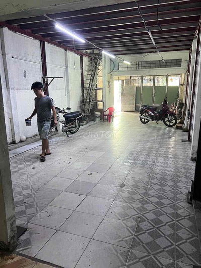 CHO THUÊ NHÀ HXT 6X30M GÁC SUỐT ĐIỆN 3F 14TR