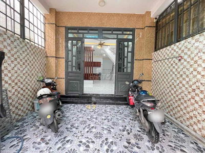 Bán nhà Lái Thiêu gần bệnh viện Becamex 80m2/900tr đang thuê 7tr/tháng