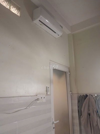 Cho thuê phòng trọ 20m , gác lửng bình tân