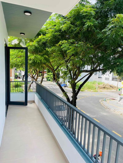 Cho thuê căn hộ 1 phòng ngủ rộng 45m2 trong khu đô thị FPT