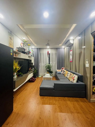Ruby cho thuê HOT căn hộ 3PN + 2WC, Full NT, giá 13tr, có ban công