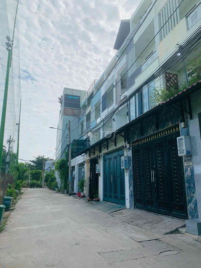 NGỘP- ĐẤT FULL THỔ CƯ ĐƯỜNG 22 LINH ĐÔNG- 77M2 GIÁ 4.6 TỶ- HXH