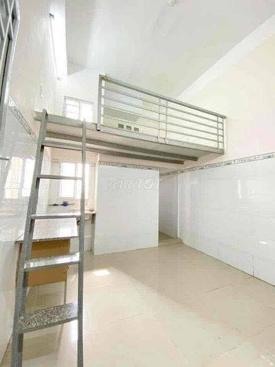 PHÒNG GẦN VĂN HIẾN, CÔNG THƯƠNG, CỘNG HÒA