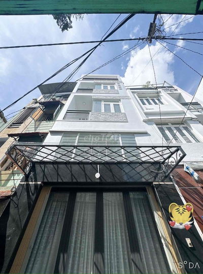 Nhà đẹp 1 trệt lửng 3 lầu st 4PN 4WC Hẻm Trần Văn Ơn - Tân Phú