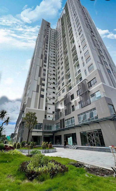 Cho thuê mặt bằng Shophouse 1 trệt x 1 lầu - Nhận ngay ở liền được