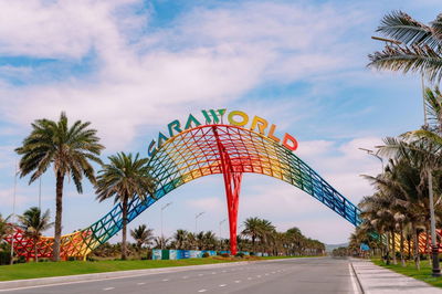 BÁN CĂN NHÀ PHỐ BIỂN CARAWORLD CAM RANH. CĂN GÓC XẺ KHE. DT 163M2. ĐÃ CÓ SỔ ĐỎ. GIÁ 5,9 TỶ.