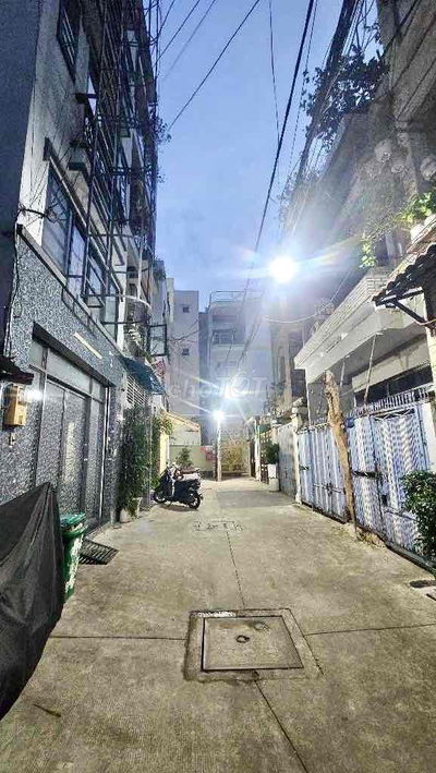 NHÀ NGON TÂN BÌNH HXH PHẠM VĂN HAI 5 TẦNG 4PN3WC CHỈ 4.6 TỶ TL