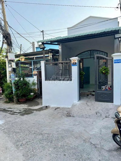 Nhà mặt tiền đường 3 Đình Phong Phú p.Tang Nhơn Phú B Q9 DT:63m2/ 4ty3