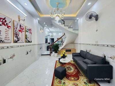 Bán nhà sổ riêng, gần cityland, tiện ích báo quay