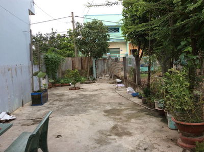 Nhà vườn rộng 200 m2 (5 x 40), gần RMIT / Phú Mỹ Hưng, TPHCM, chỉ 2,7T