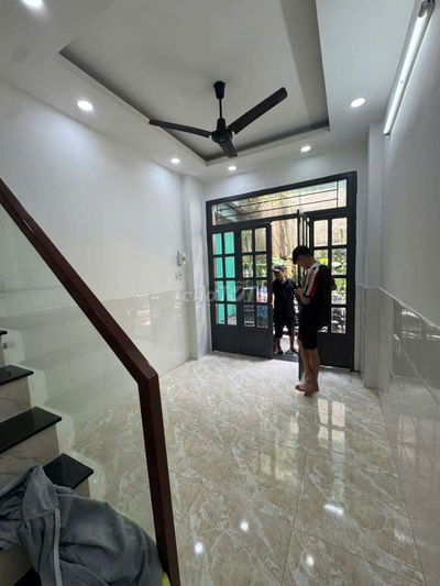 3PN sát MT, 5p đi Q5, Q10 - SHR không quy hoạch, không lộ giới