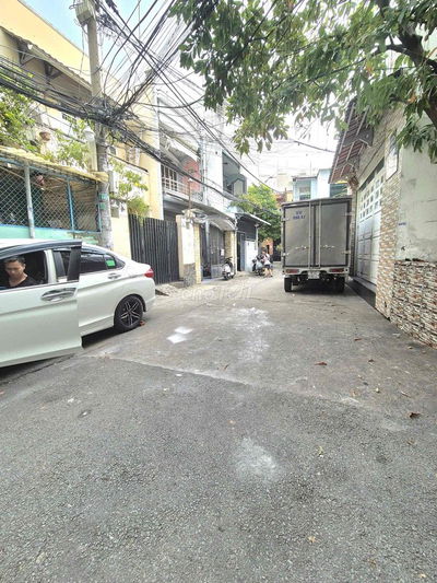 Nhà 4x18m 1 trệt lửng HXH Âu Cơ - Tân Bình. Tiện xây mới, khu cao lầu