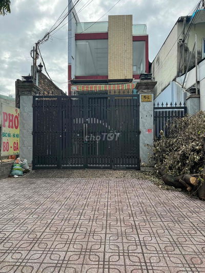 nhà đúc 2 lầu phường đông hưng thuận Q12 dt: 210m2