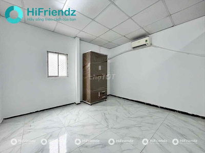 STUDIO CỬA SỔ TRỜI CÓ SẴN MÁY LẠNH TỦ QUẦN ÁO MỚI HOÀN THIỆN GIÁ RẺ