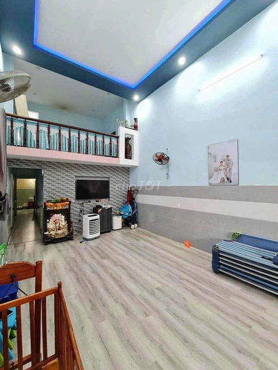 Bán nhà 114m2 có sân ô tô kiêt Tôn Đản