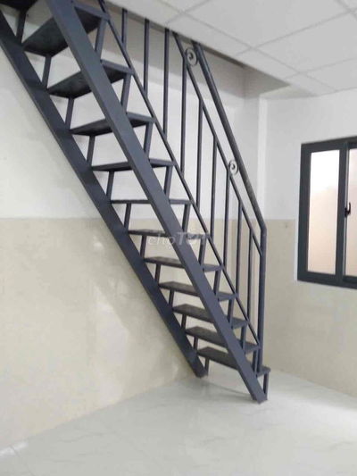 1 TRỆT 1 LẦU MỚI XÂY, GẦN NGÃ TƯ HÀNG XANH, DT 50 M2