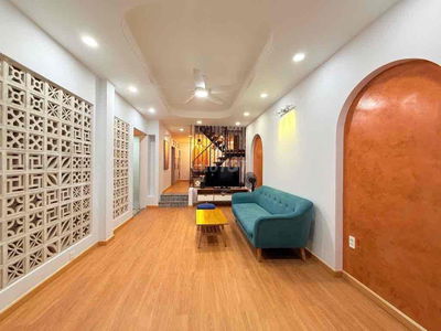 NHÀ MỚI Ở NGAY, 55m2, NGANG 4, PHẠM VĂN ĐỒNG, BÌNH THẠNH, NHỈNH 4 TỶ.