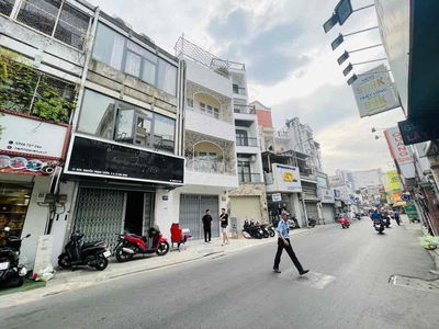 Mặt Tiền Nguyễn Trọng Tuyển Giảm Ngộp 2 tỷ - 50m2, 5 Tầng.