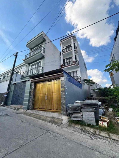 Bán nhà 1 trệt 3 lầu 91m2  Mặt hẻm 14 đường Làng Tăng Phú Q.9