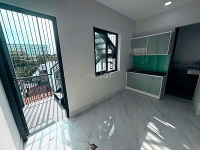 Studio Nằm Giữa VLU CS3 và Hutech, Mới Sạch Sẽ, 20m2