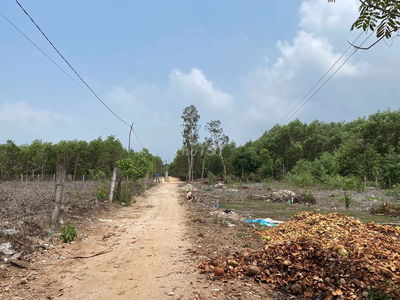 Đất hẻm Gà Đi Bộ, Hoàng Văn Thụ sau lưng nhà thờ Tân Lập giá 700 triệu