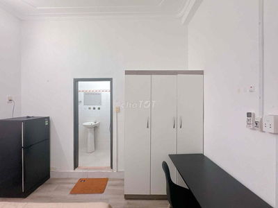 CHO THUÊ 1 PHÒNG NGỦ TÁCH BẾP FULL NỘI THẤT NGAY QUANG TRUNG