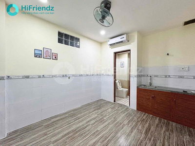 CHO THUÊ PHÒNG MÁY LẠNH THANG MÁY THUẬN TIỆN DI CHUYỂN TẬN PHÒNG
