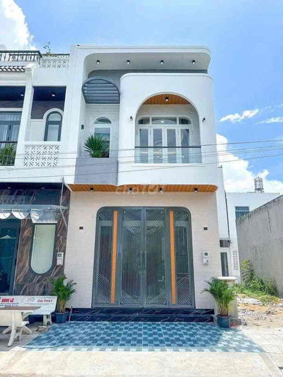 Vợ chồng chị Trinh cần bán gấp căn nhà 1t1l đường số 8 giá 1tỳ080