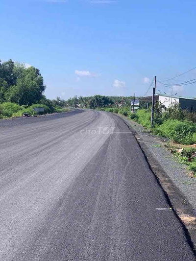 CHÍNH CHỦ BÁN GẤP LÔ ĐẤT MẶT TIỀN HỒ CHÍ MINH ĐỨC HOÀ