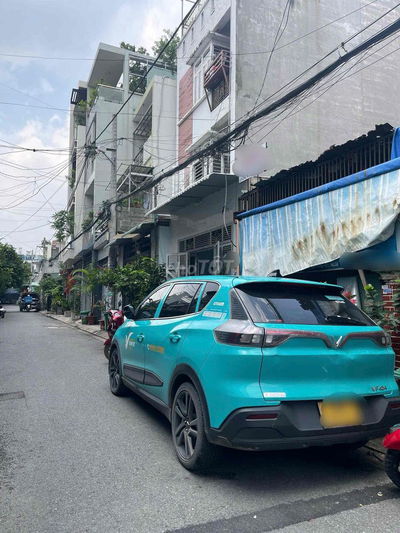 Nhà cũ tiện xây mới HXH 6m - đường Liên Khu 4-5 giá rẻ bèo