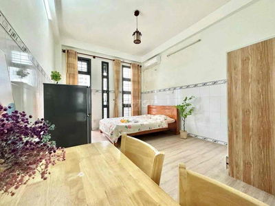 CHO THUÊ STUDIO BAN CÔNG, CỬA SỔ TRỜI FULL NỘI THẤT NGAY TÂN HƯƠNG