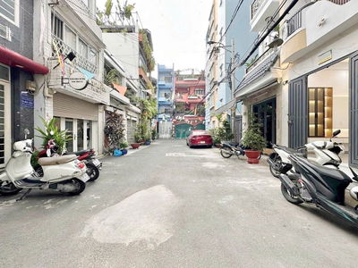 Gấp ! Cạnh Tô Hiệu,Bán nhà  3 tầng, 5PN. Hẻm XH8m, 82m2, Chỉ 7ty150.