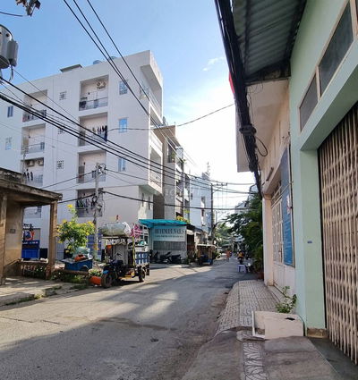 Cần bán nhà đường Tô Hiệu quận Tân Phú
