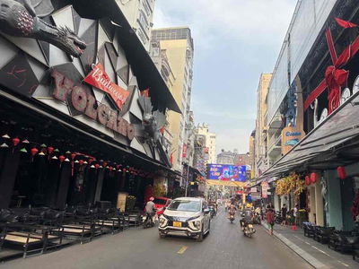 BÁN NHÀ QUẬN 1- Trần Hưng Đạo - 6PN- dòng tiền 30 T.ri.e.u