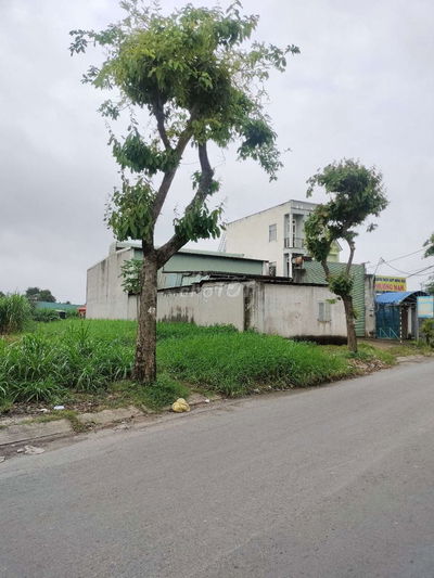 Đất đẹp mặt tiền khu sinh thái,hồ cá koi nhật Bản