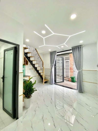 Bán Nhà Đẹp Mê Ly,Phong Cách Hiện Đại, 15m2, Nhà Nhỏ Nhưng Có Võ, HXH