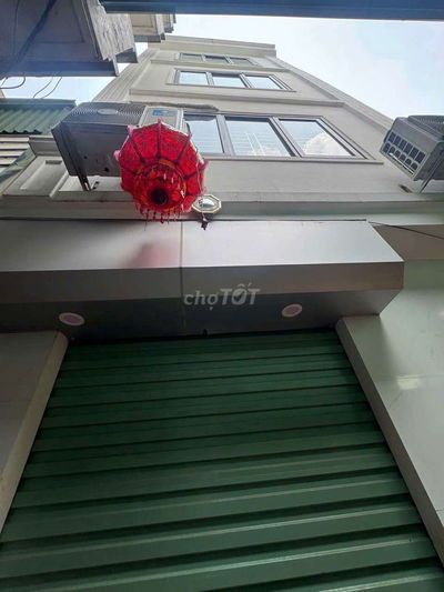 HIẾM CÓ 102