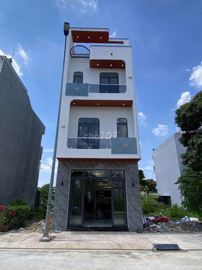 Nhà phố đẹp kdc Phúc Đạt gần Vincom550 và kcn Vsip1