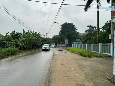 mặt đường công ty May 📏 100m² vuông vắn như tờ giấy A4 🛣️