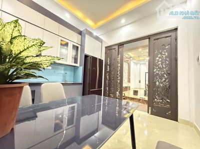 BÁN NHÀ HOÀNG SÂM, CẦU GIẤY 34M, 4 TẦNG, FULL NỘI THẤT, 7.3 TỶ. NGÕ NÔNG, GẦN PHỐ.