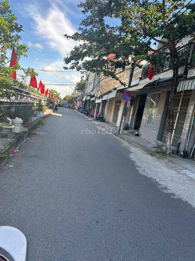 Nhà Mặt Tiền TRƯỜNG CHINH 144m2