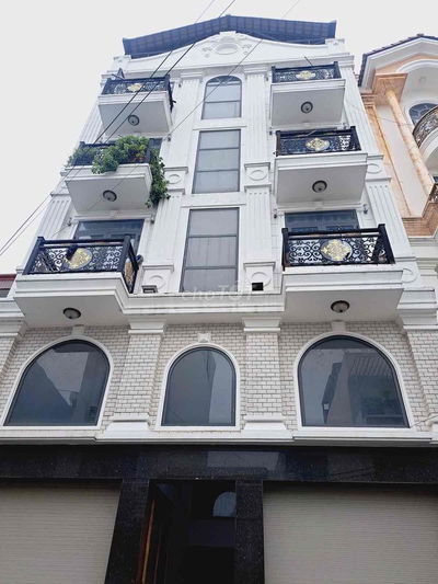 CHDV 20 phòng - Doanh thu gần 1 tỷ / năm - còn thương lượng