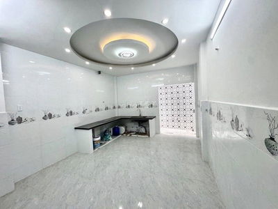 Cần bán nhà đẹp HXH 53,2m2/1,47 tỷ. Sổ sẵn, 1 Trệt - 1 Lầu, 2PN, 2 WC.