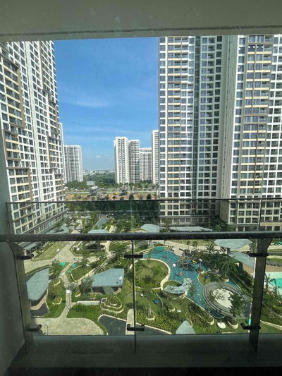 Chủ cho thuê căn góc 2pn masteri center point Q9