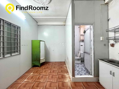 TRỐNG PHÒNG NGAY CHỢ HẠNH THÔNG TÂY