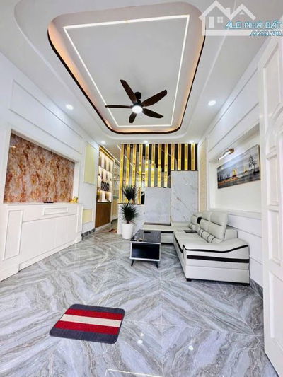 Bán nhà ngay Phan Văn Hân, Bình Thạnh. Giá: 3 tỷ 019tr/ 62m2, sổ hồng riêng