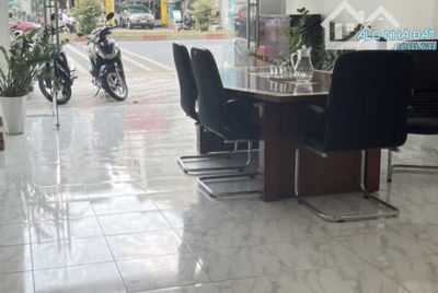 ✨ BÁN NHÀ MẶT TIỀN NGUYỄN VĂN LINH – TRUNG TÂM ĐÀ NẴNG (Diện tích: 180m², ngang 12m)