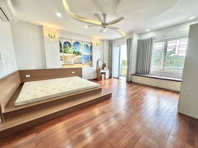 Cho thuê căn hộ Full nội thất siêu sang sát Đại Học FPT, Hutech khu E